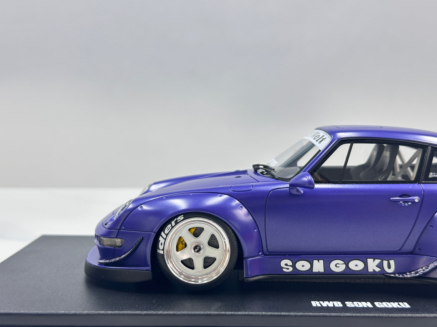 GT Spirit 1/18 Porsche RWB "Son Goku" Purple GT571