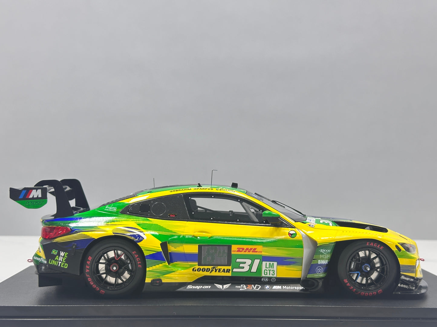 TopSpeed 1/18 BMW M4 GT3 EVO #31 The Bend Team WRT Green Livery TS0713