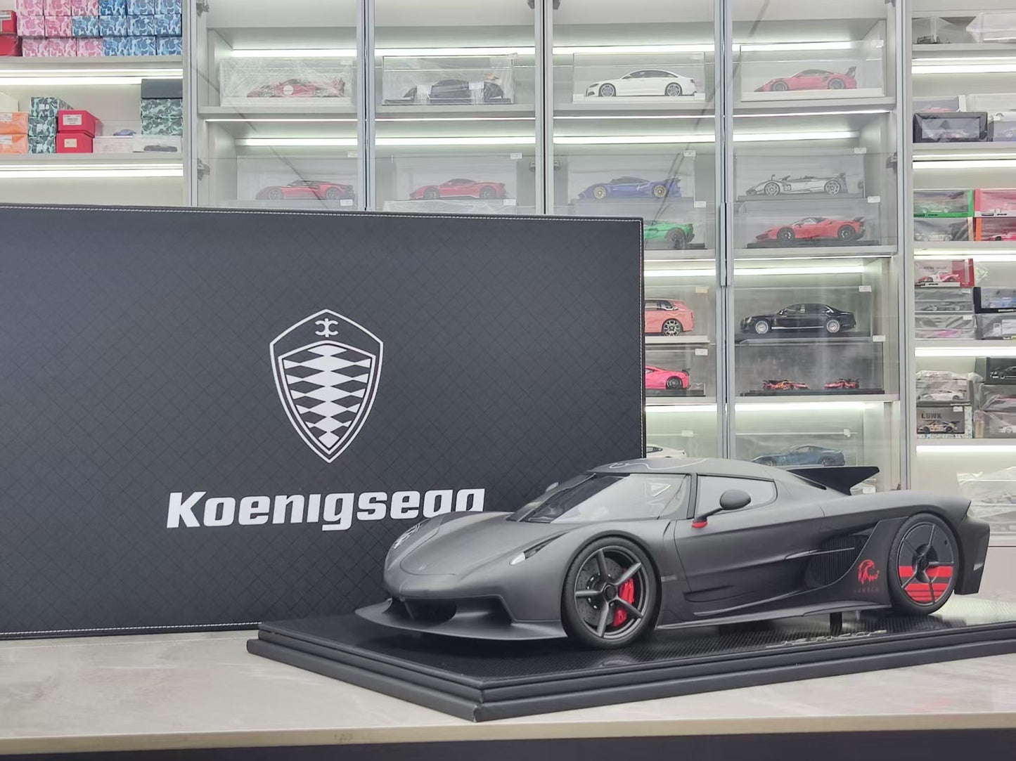 FRONTIART 1/8 Koenigsegg JESKO absolute black high-end car model ornaments FA169