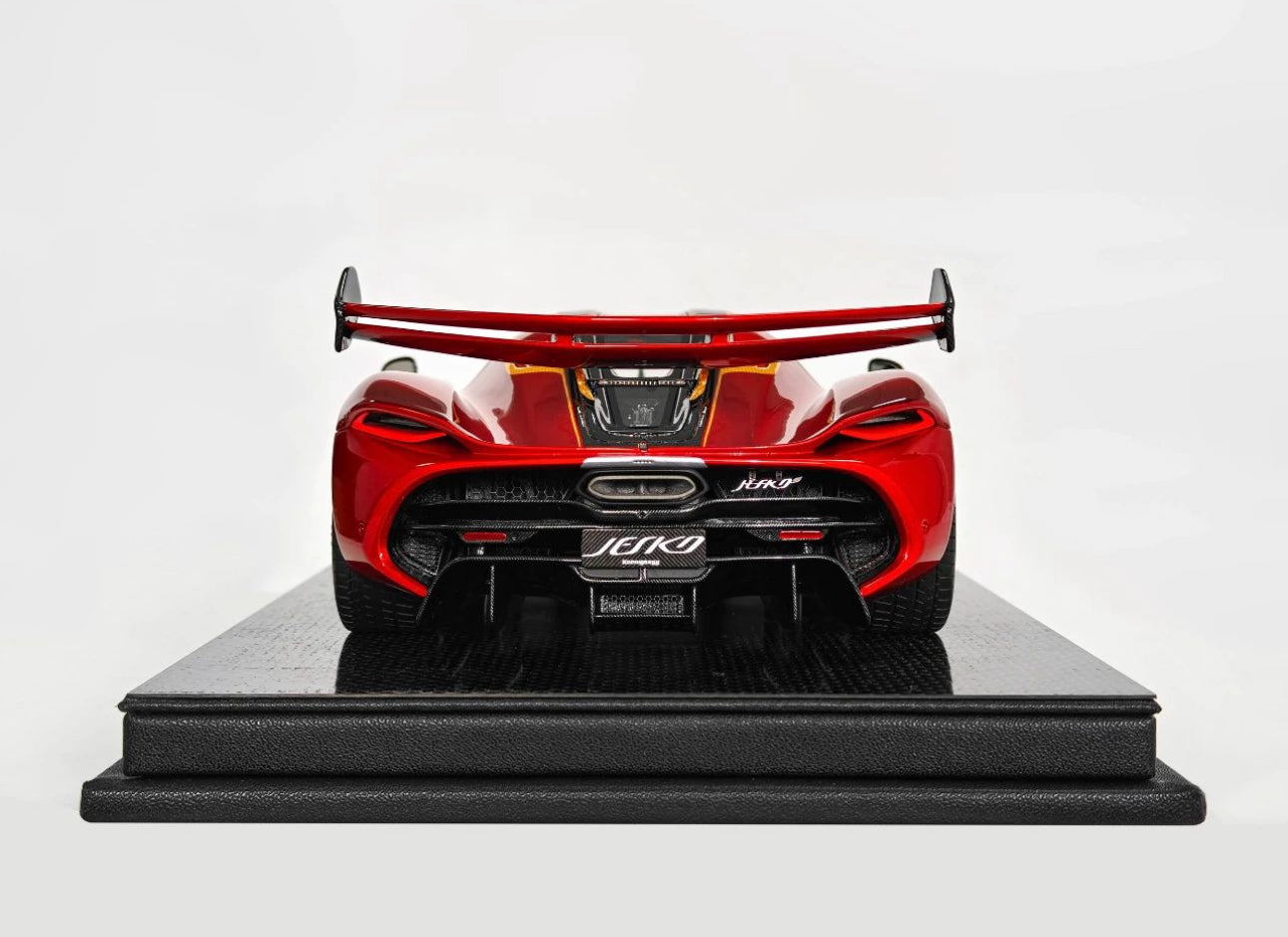 Frontiart 1/18 Koenigsegg Jesko Candy Red simulated car model
