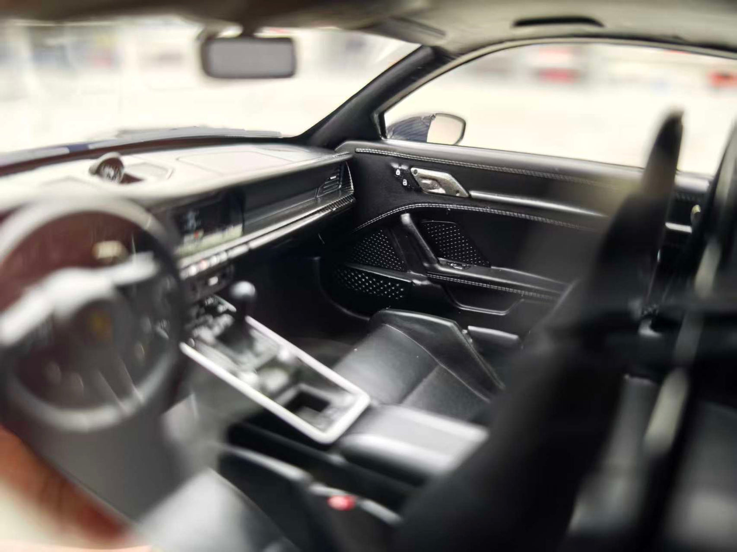 VIP 1/18 Porsche 911 GT3 RS-Manthey Racing Gloss Black VIP187