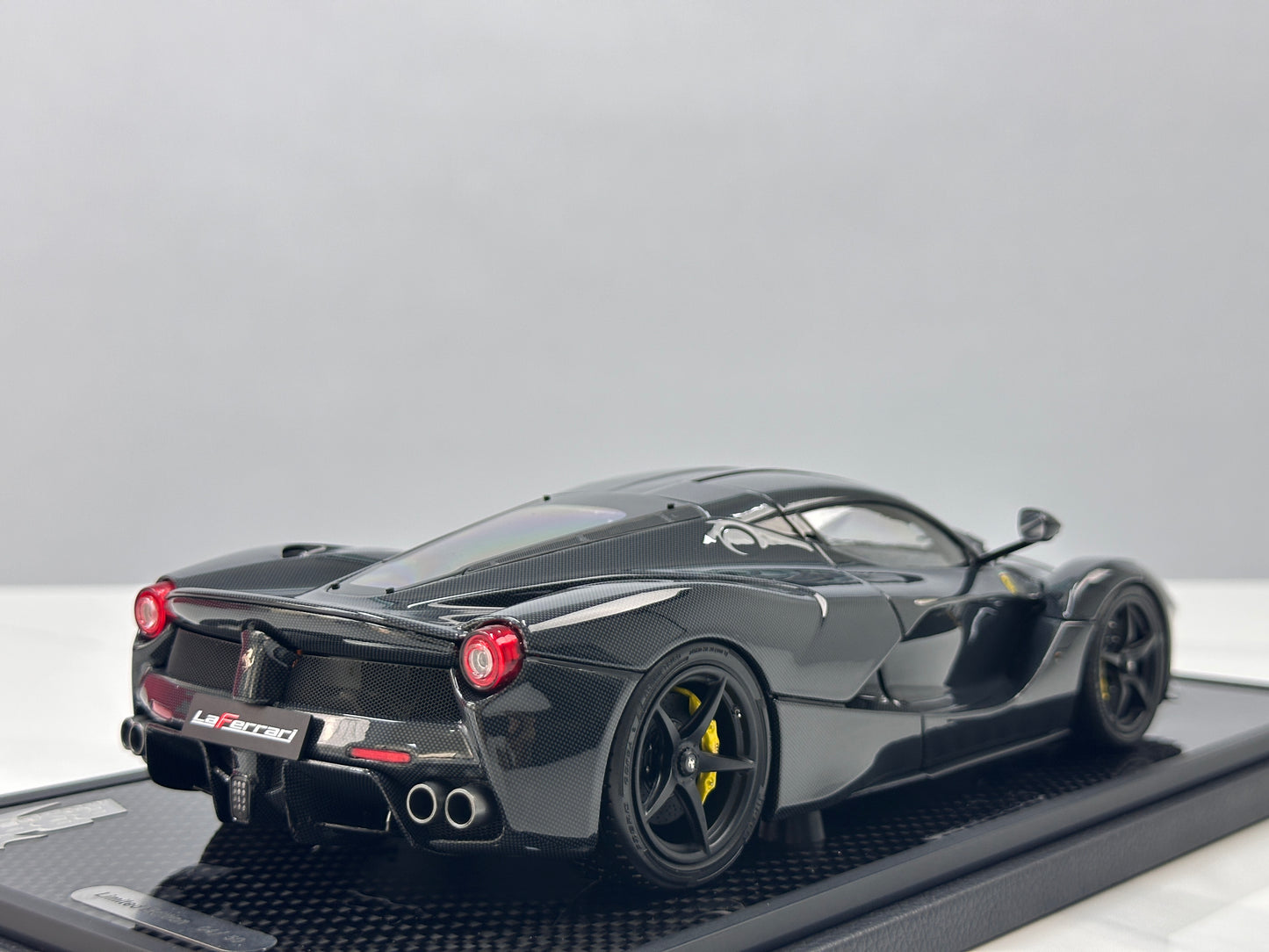 BBR 1/18 Ferrari LaFerrari Alloy Full Open Cargo Carbon Fiber Leather Case Version Black BBR182244CH