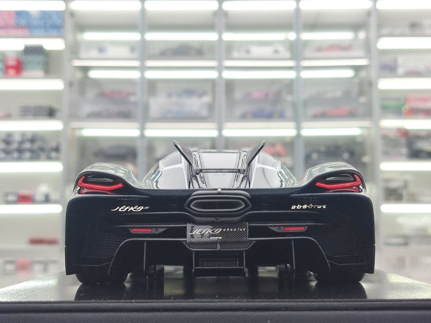 FRONTIART 1/18 Koenigsegg Jesko Absolut 7273 Blue Carbon FA176