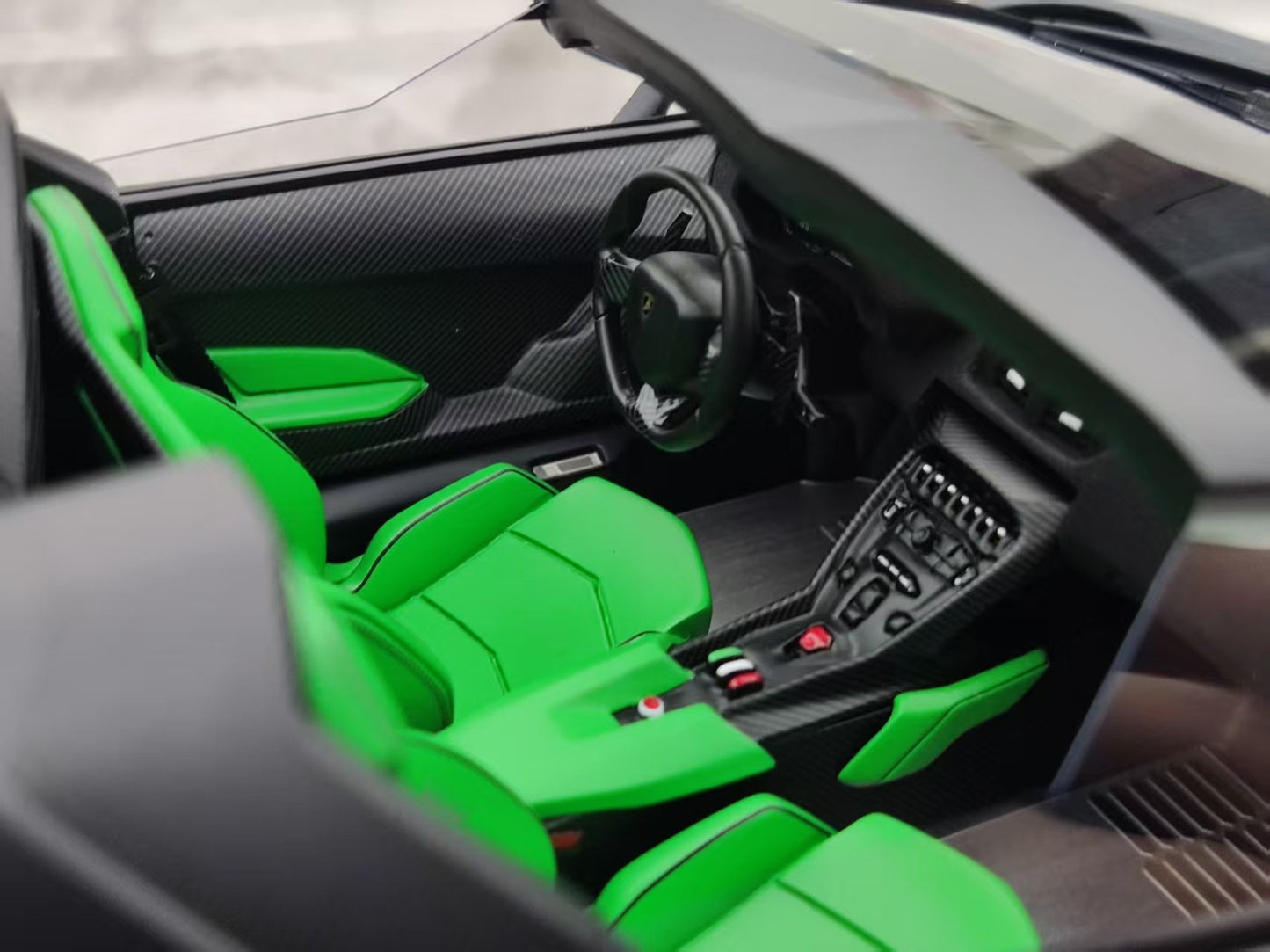 HH Model 1/18 Lamborghini Veneno Roadster Matte Black HH560