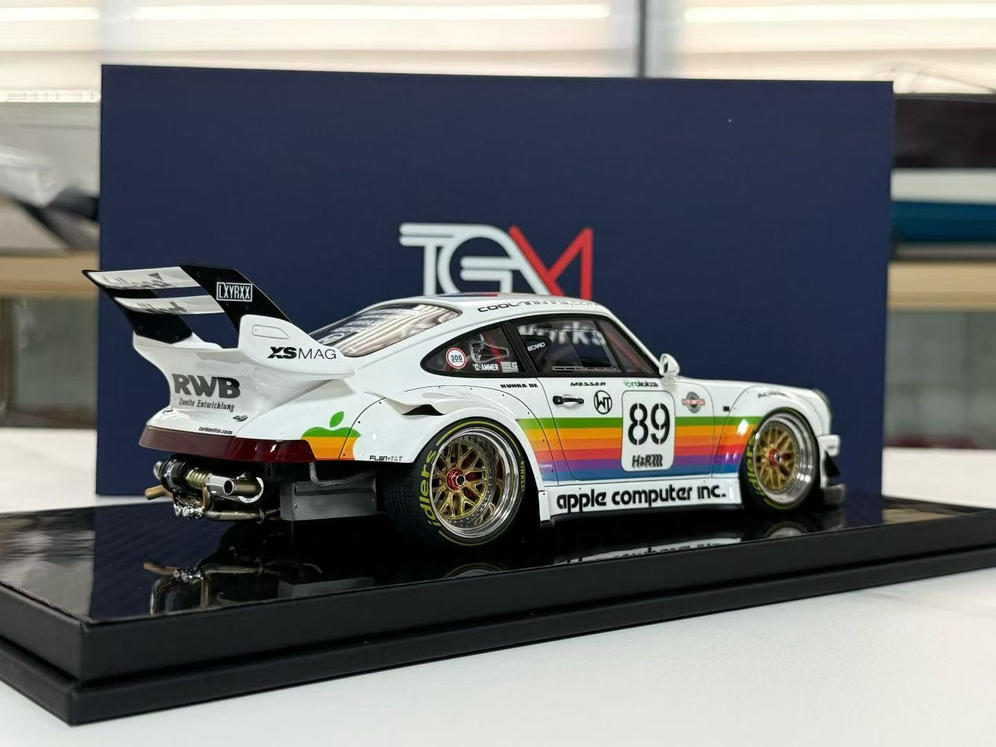 TGM 1/18 Porsche RWB 964 with Apple livery