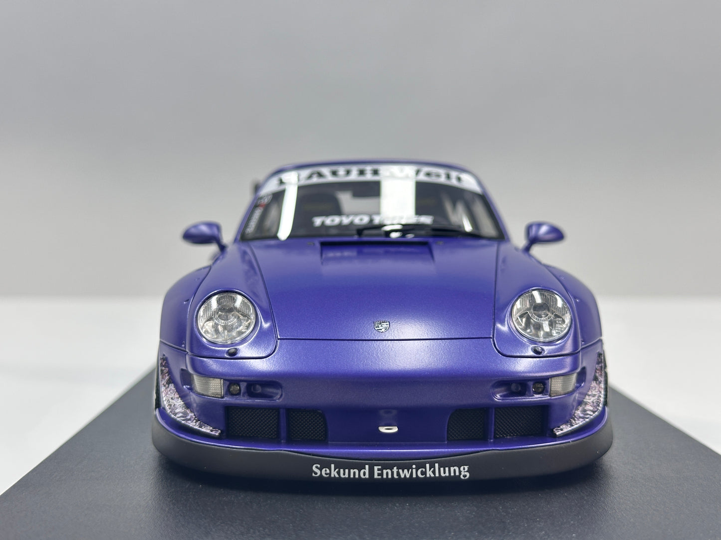 GT Spirit 1/18 Porsche RWB "Son Goku" Purple GT571