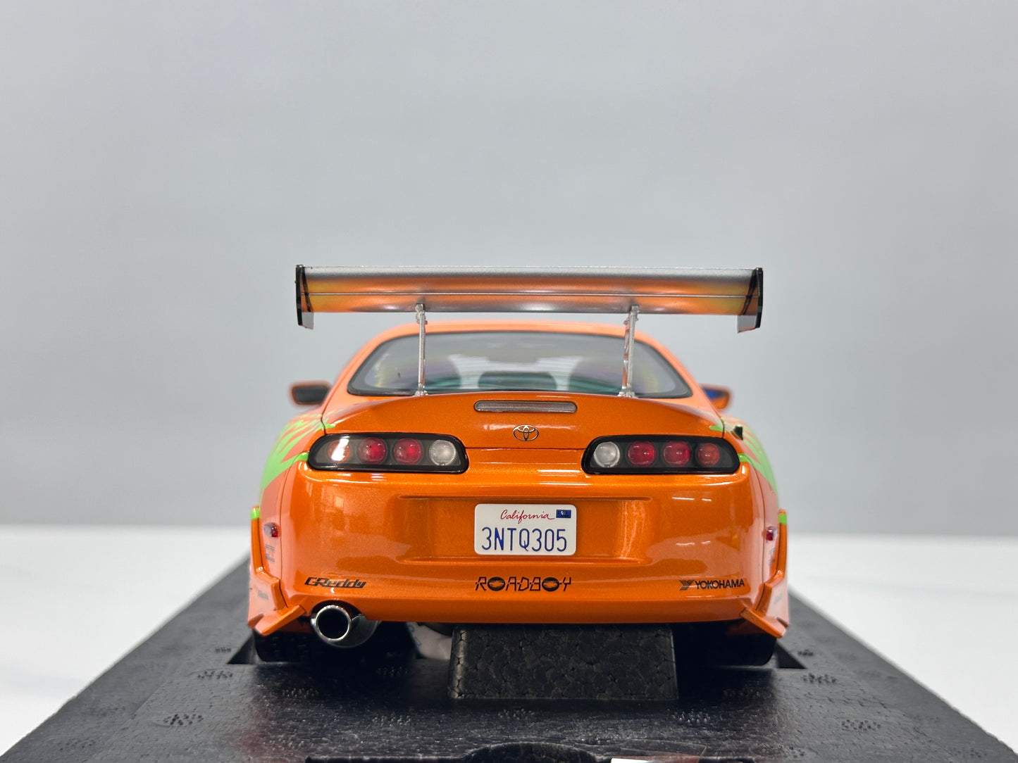 KYOSHO 1/18 Toyota Supra Turbo (Fast & Furious) - Pearl Orange (KY211)