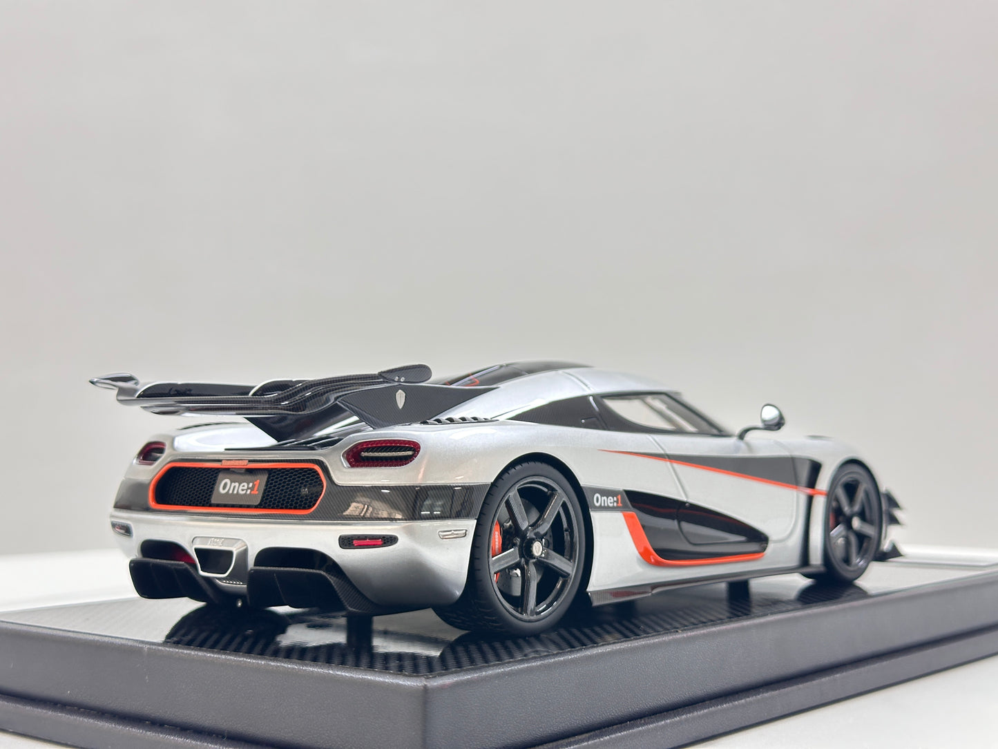 VMB 1/18 Koenigsegg ONE 1 Silver VMB058