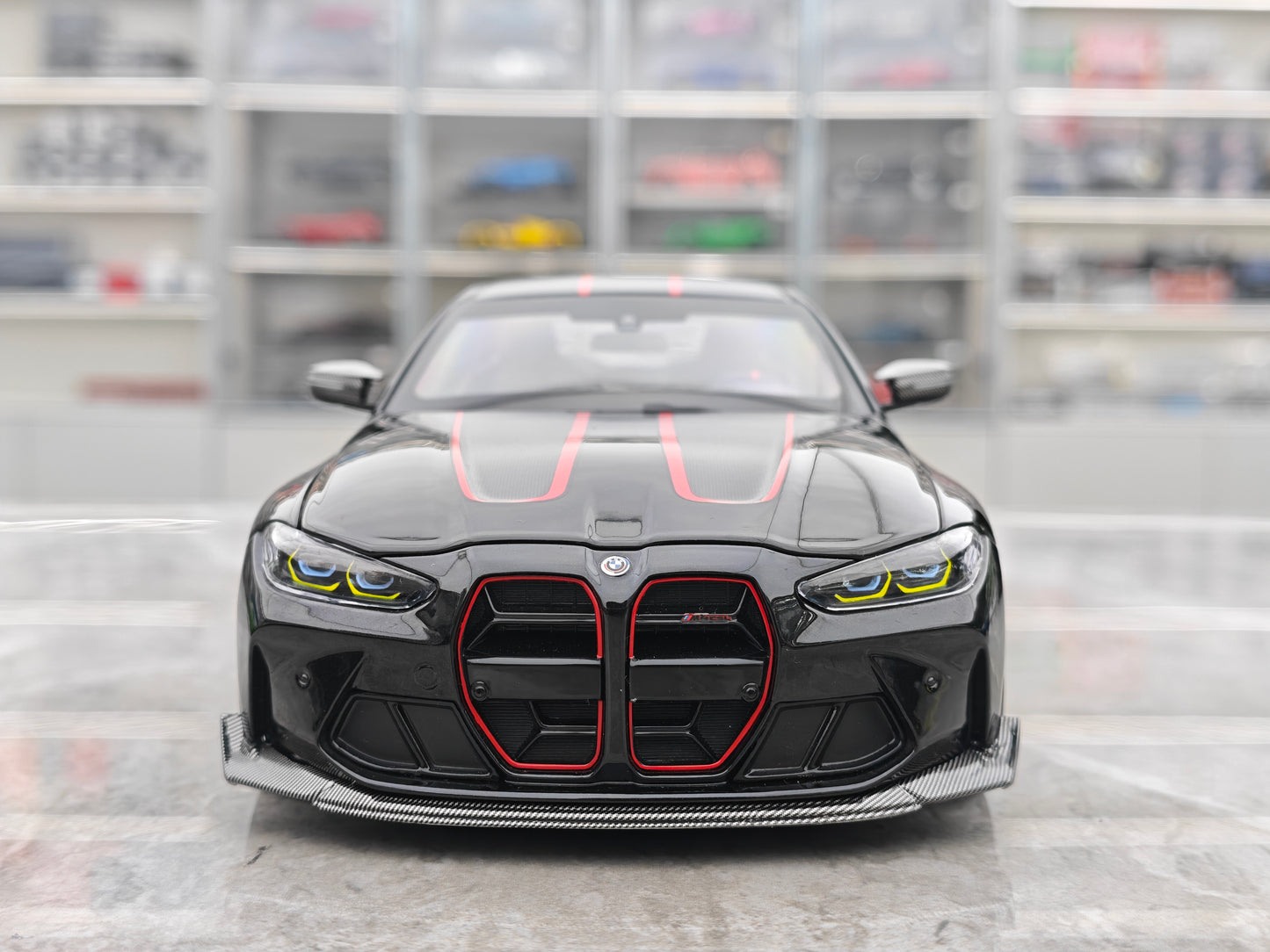 MINICHAMPS 1/18 BMW M4 CSL, Black, Alloy, Fully Open, 110023021