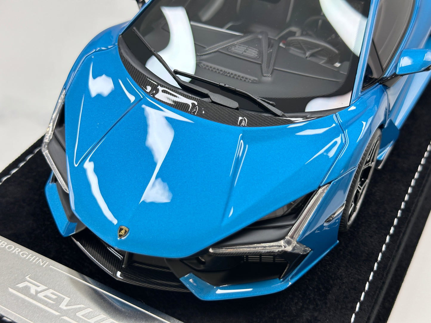 HH Model 1/18 Lamborghini Revuelto 40th Anniversary Blue HH619