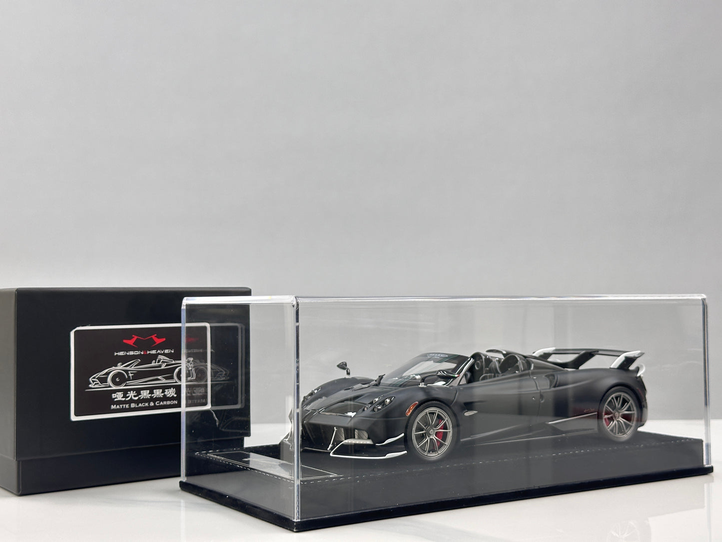 HH Model 1/18 Pagani Huayra Matte Black Carbon HH663