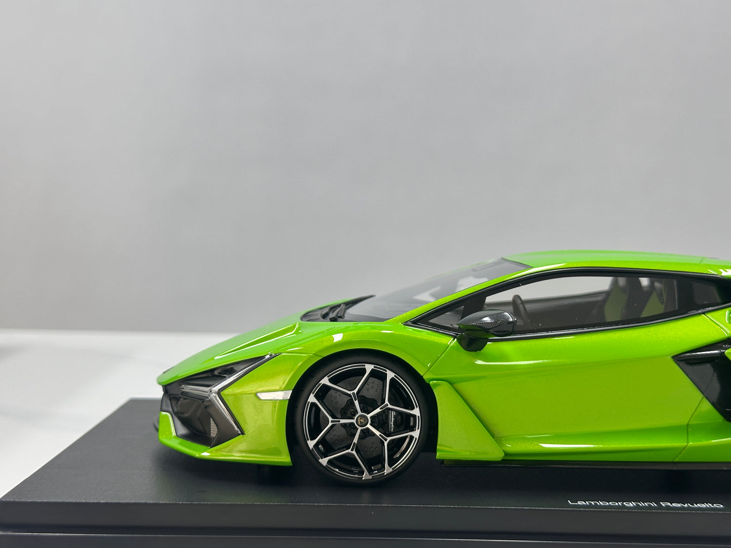 Topspeed 1/18 Lamborghini Revuelto Green TS0621