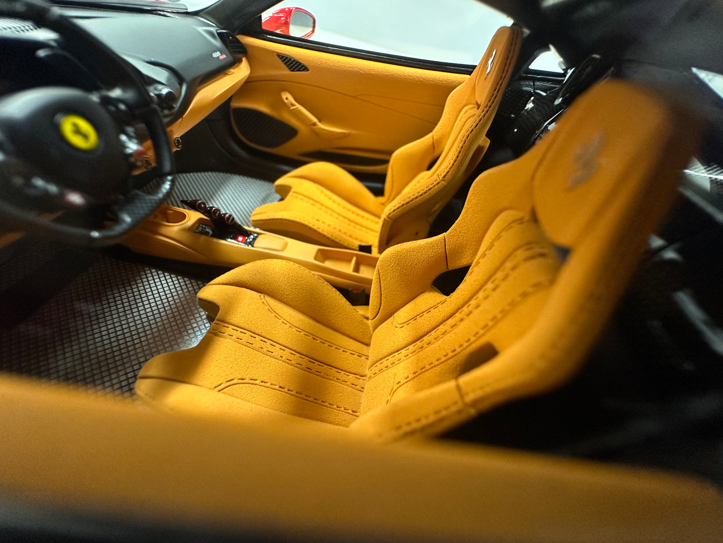 BBA Modelo 1/18 Ferrari 488 Pista Rojo BBA091