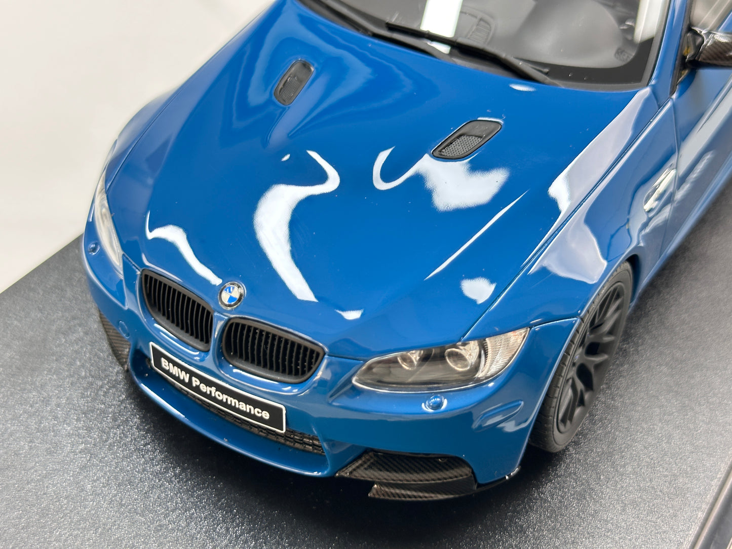 GT Spirit 1/18 BMW M3 E92 Blue GT941