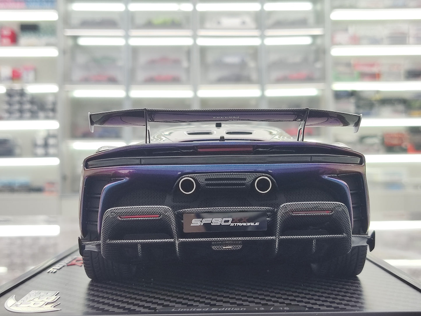 BBR 1/18 Ferrari SF90 XX Stradale Color-Changing Purple Resin Car Model P18237CHA1