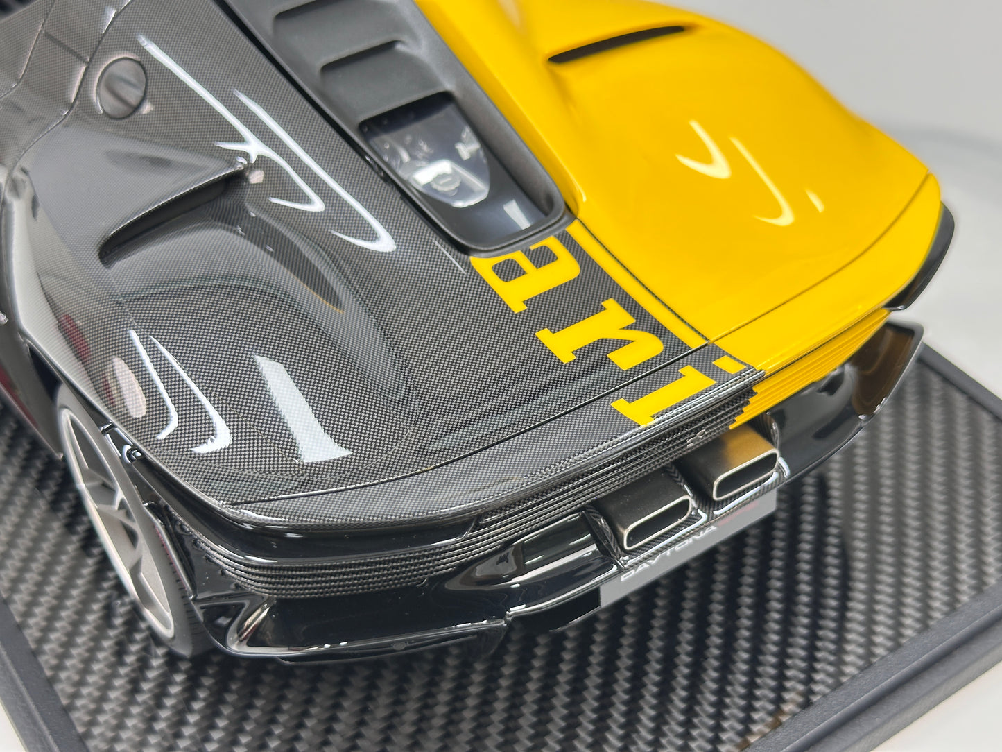 BBR 1/12 Ferrari SP3 Daytona 599+1 Spider – Modena Yellow (BBR1217O)