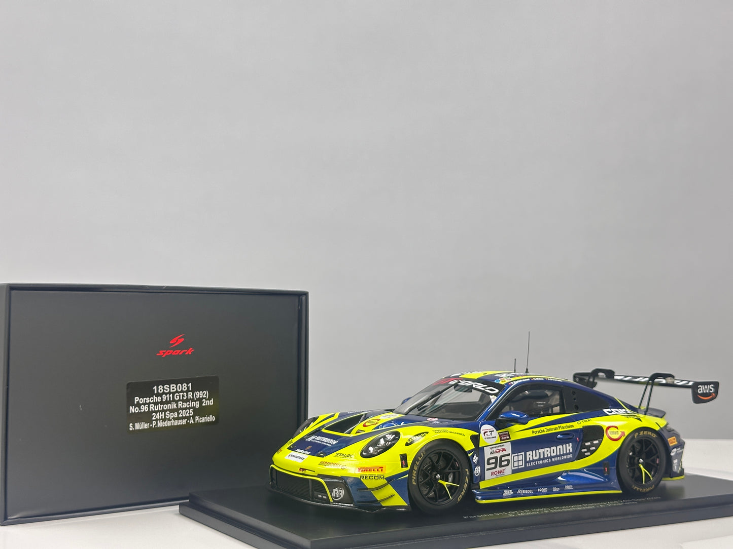 Spark 1/18 Porsche 911 (992) GT3 R, 2025 Spa-Francorchamps runner-up, green livery 18SB081