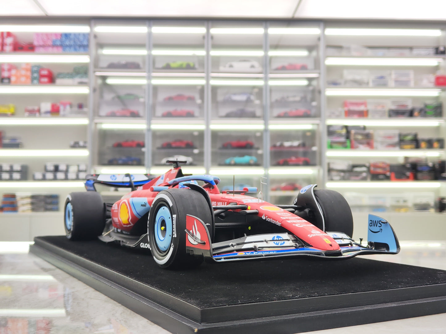 Looksmart 1/18 Ferrari SF-24 2024 Miami Grand Prix third place No. 16 Leclerc F1 model car ornaments LS18F1061