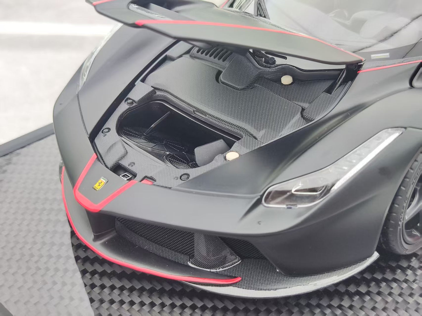 BBR 1/18 Ferrari LaFerrari Asolong Car Carbon Base Matte Black BBR182239A