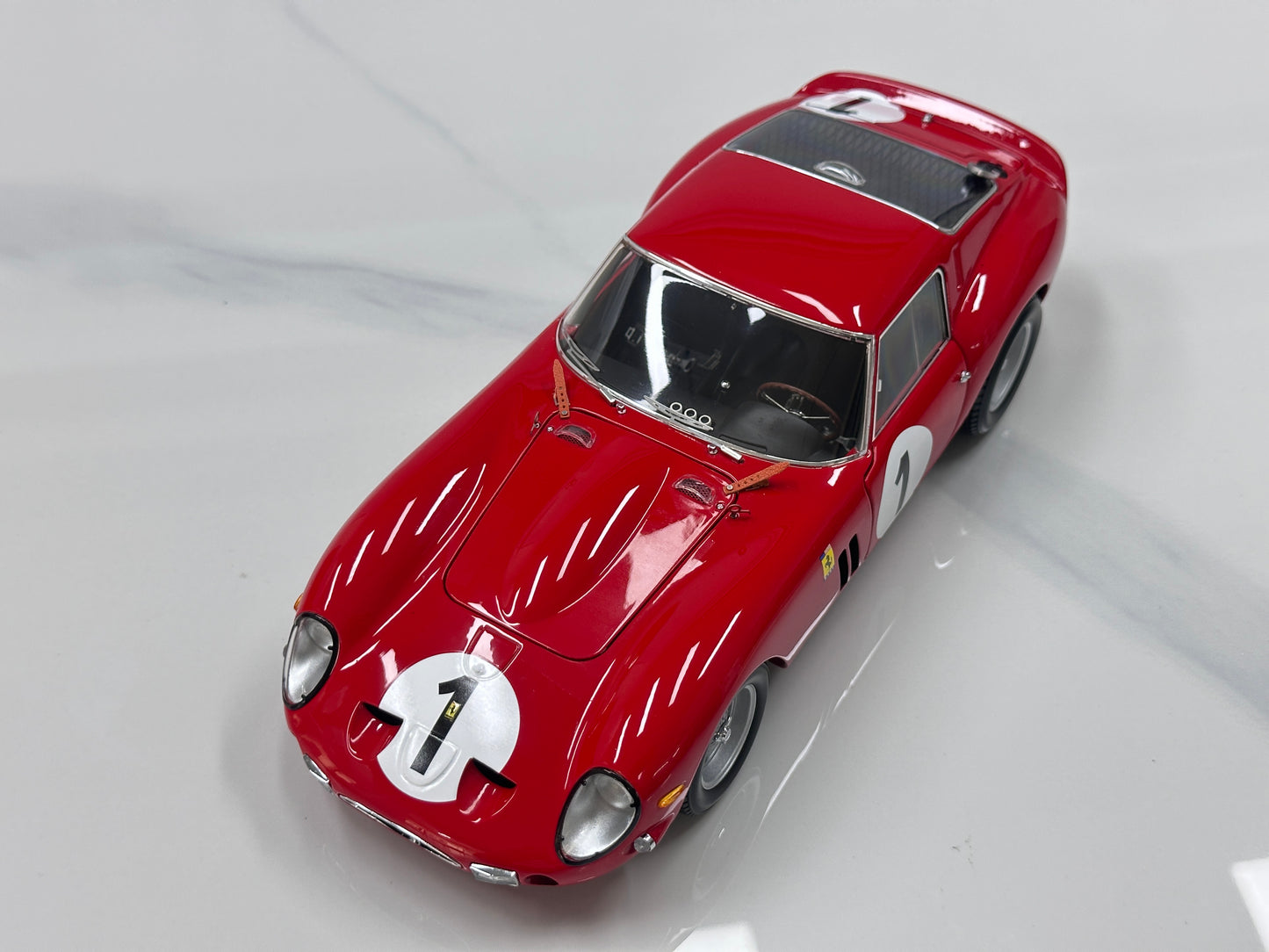 KYOSHO 1/18 Ferrari 250 GTO Red KY212