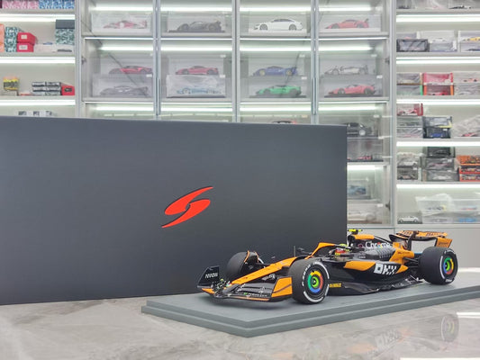 SPARK 1/18 McLaren F1 MCL38 2024 Miami Grand Prix Norris's first win Black and Orange Livery 18S986