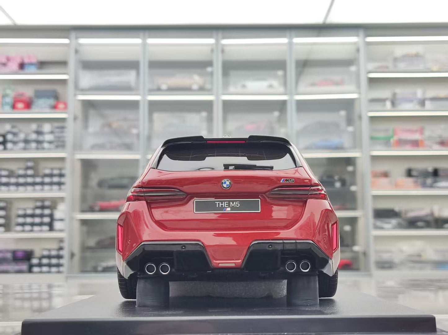 GT Spirit 1/18 BMW M5 Touring Red GT964