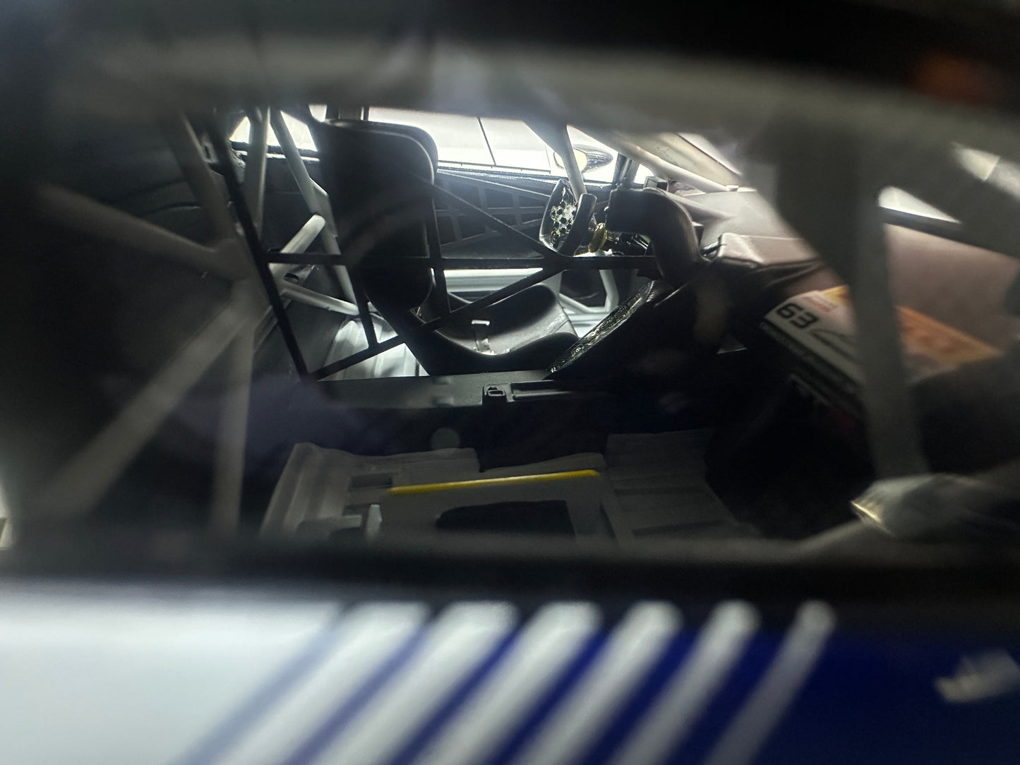 Spark 1/18 Lamborghini Huracan GT3 EVO 2 2025 Spa-Francorchamps Victory No. 63, Blue Livery, 18SPA2025