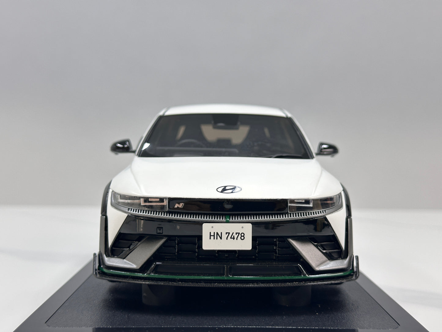 OTTO 1/18 Hyundai IONIQ 5 N DK Edition Atlas Matte White OT1227