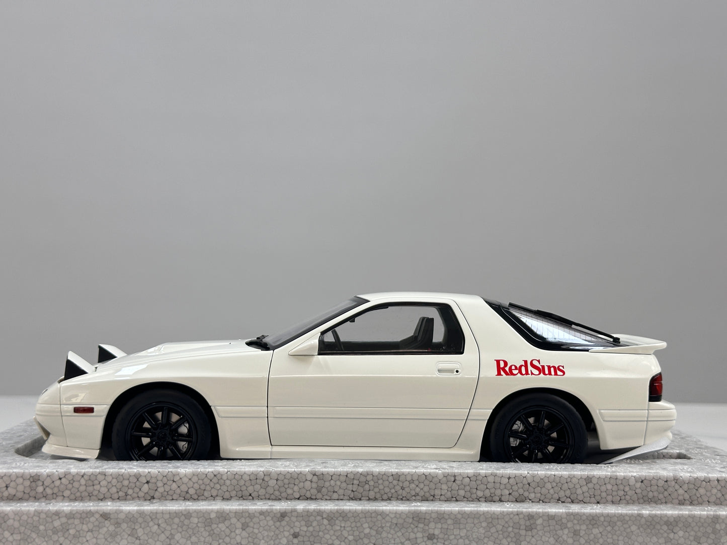 WHELART 1/18 Mazda FC3S (White) WH013
