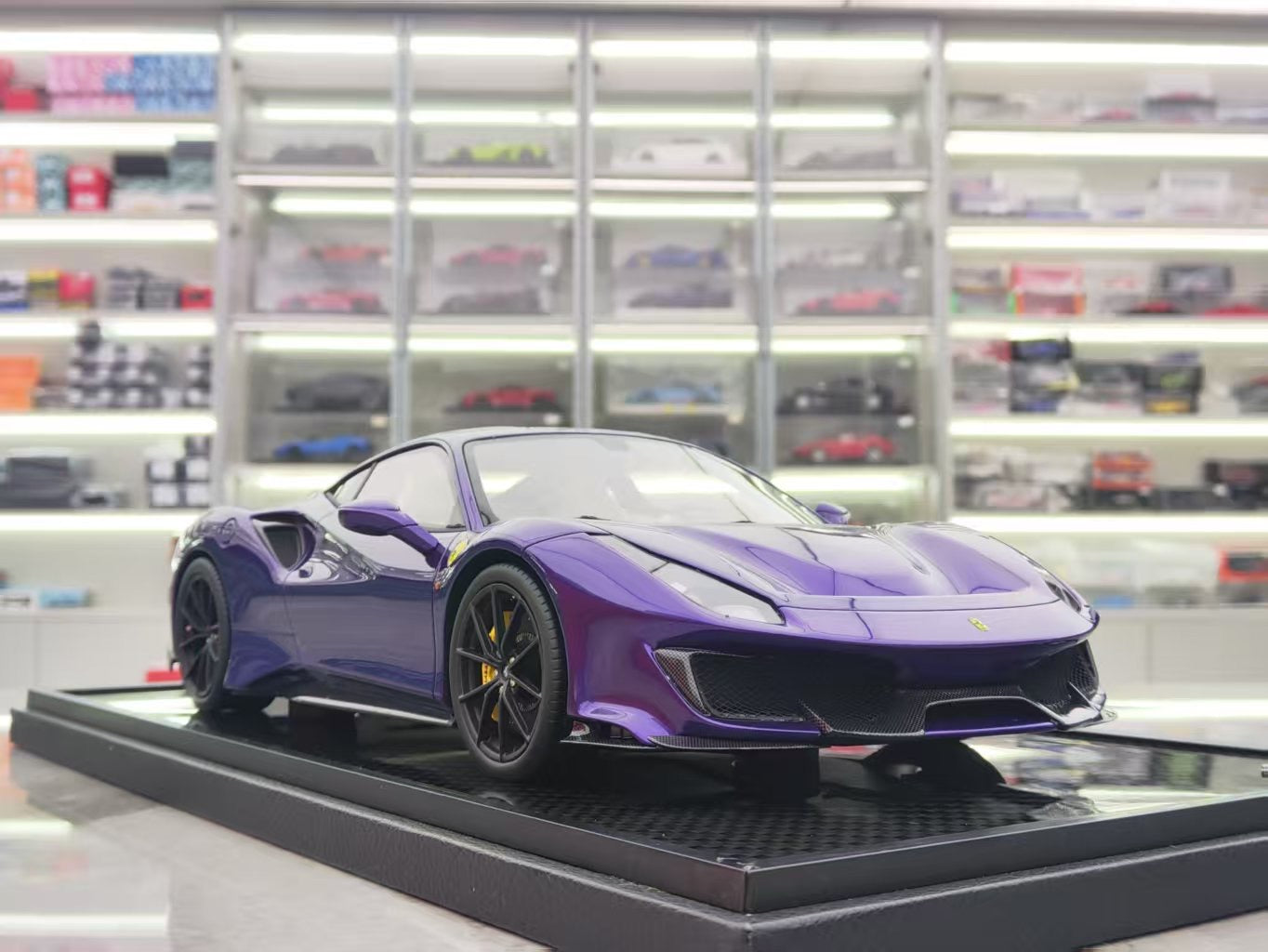 BBR 1/18 Ferrari 488pista Metallic Purple Simulated Car Model P18145VAHCH2