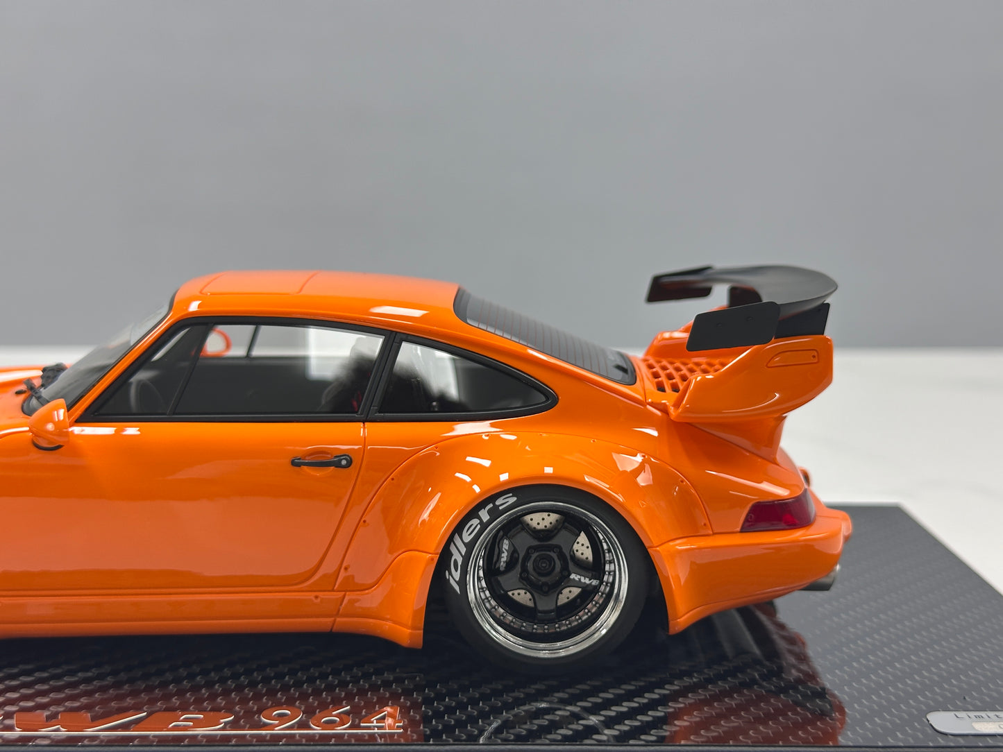 TGM Model 1/18 Porsche RWB 964 (Orange) TGM009