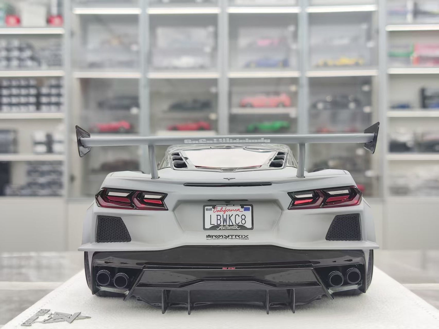 BBA MODEL 1/18 Corvette C8 LB Widebody Modified, Battle Gray Weathered Version BBA034