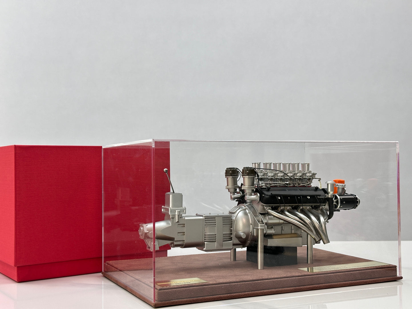 First Model 1/6 Ferrari 250 GTO Engine (Grey) FM06002