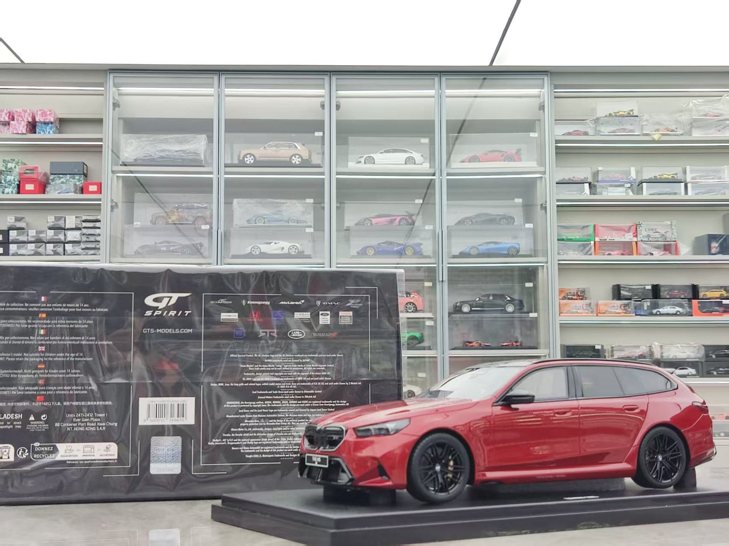 GT Spirit 1/18 BMW M5 Touring Red GT964