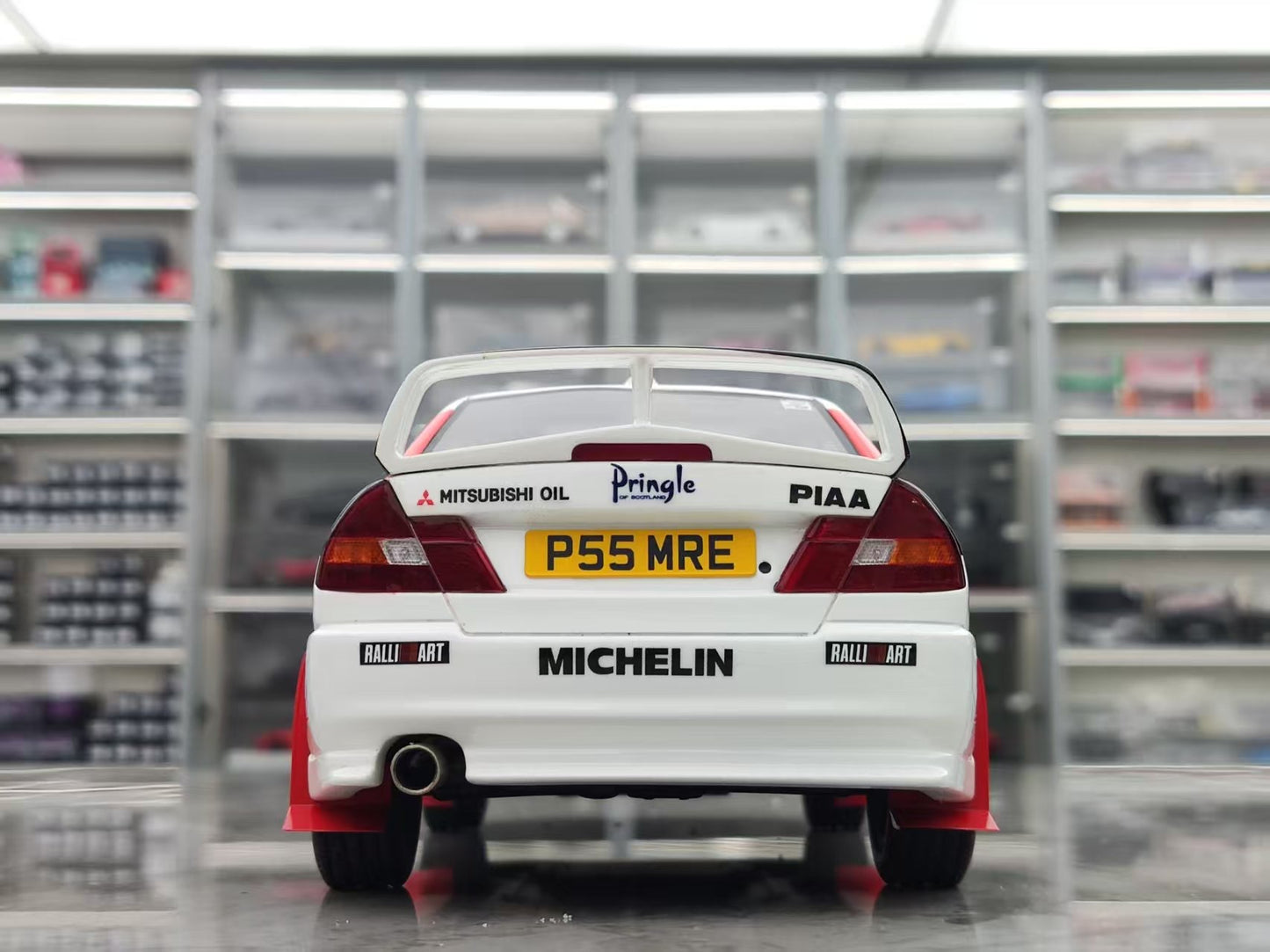 OTTO 1/18 Mitsubishi CARISMA GT GR.A R.BURNSRAC RALLY 1997 White paint OT1192