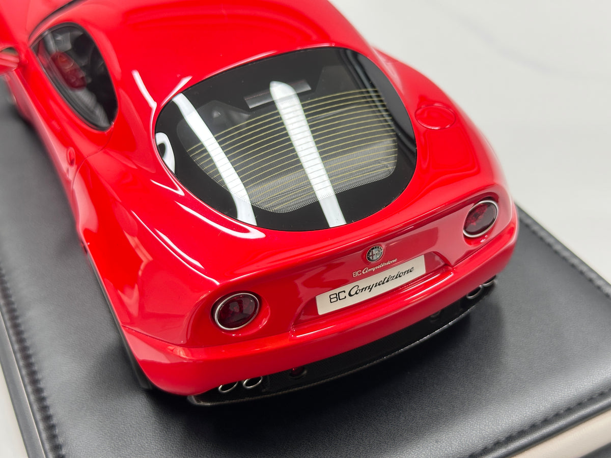 MOTORHELIX 1/18 Alfa Romeo 8C Competizione 2008 Alfa Red MH393