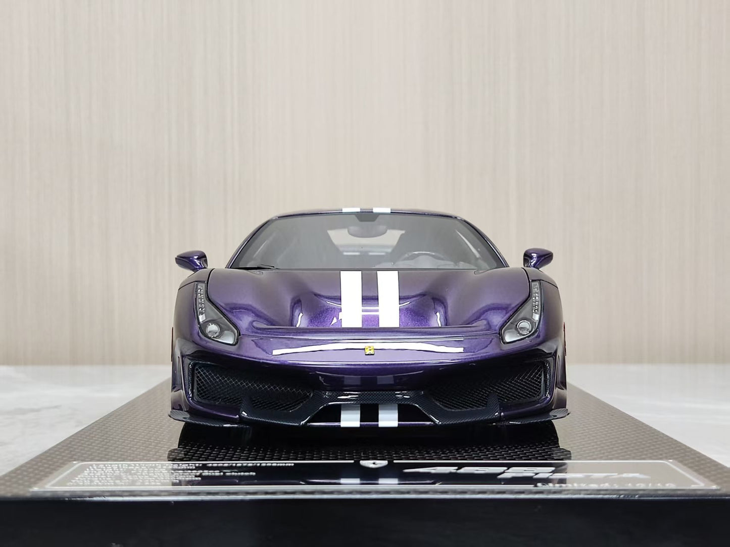 DM Pro 1/18 Ferrari 488 Pista – Purple (Black Base Version B) DGP002B