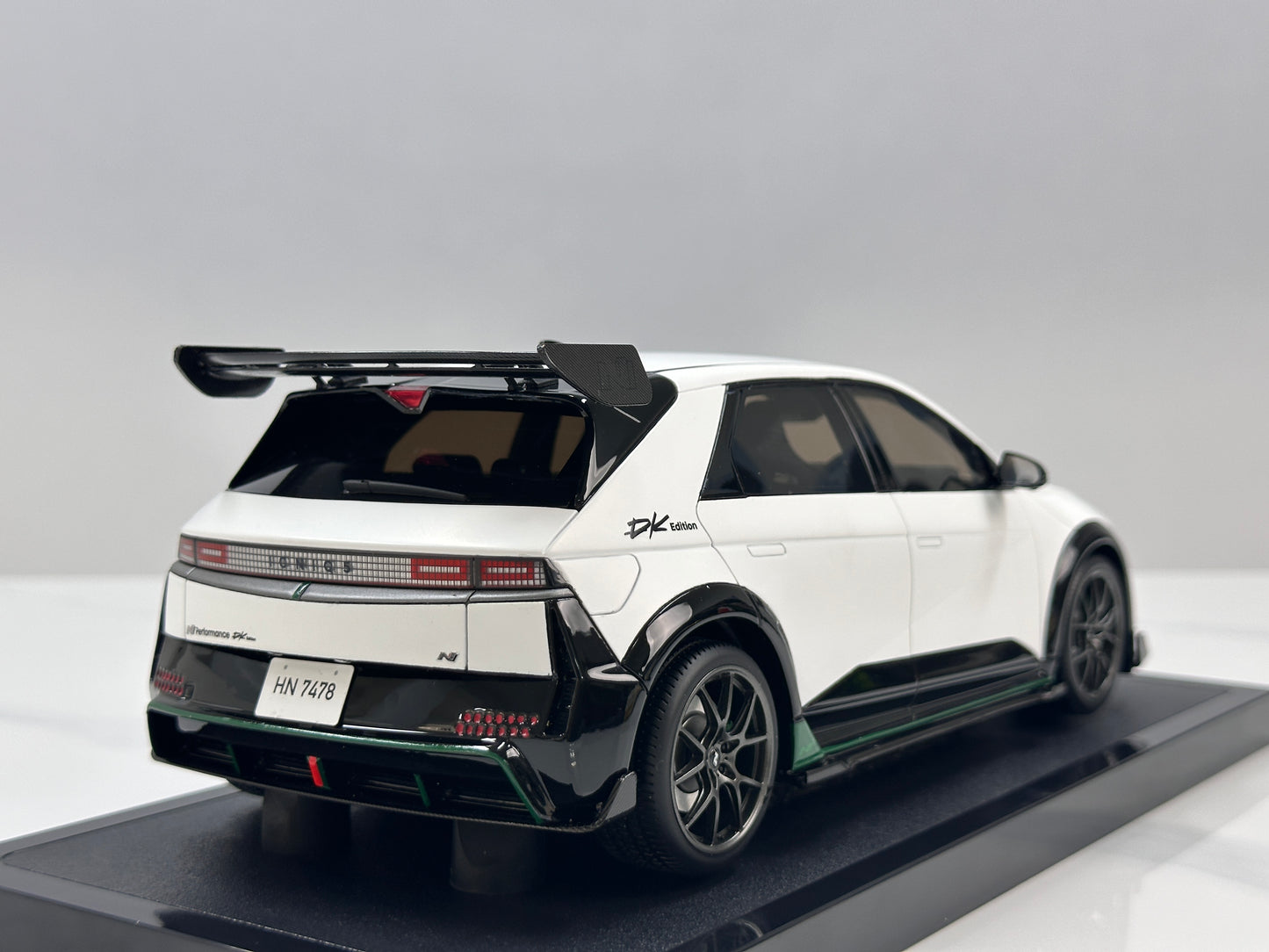 OTTO 1/18 Hyundai IONIQ 5 N DK Edition Atlas Matte White OT1227