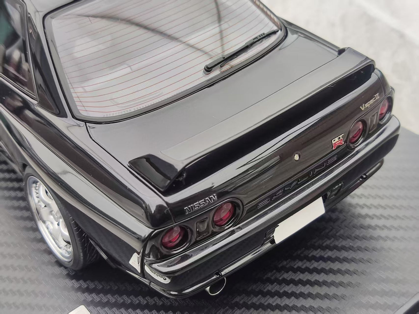 Ignition Model 1/18 Nissan Skyline GT-R NISMO (BNR32) Metallic Pearl Black IG3544