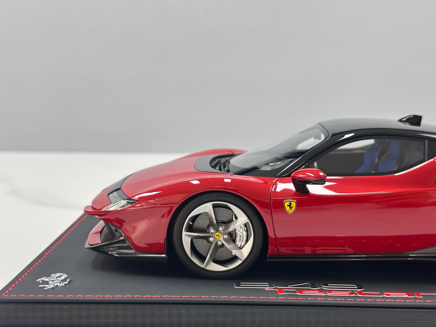 BBR 1/18 Ferrari 849 Testarossa Red P18275A