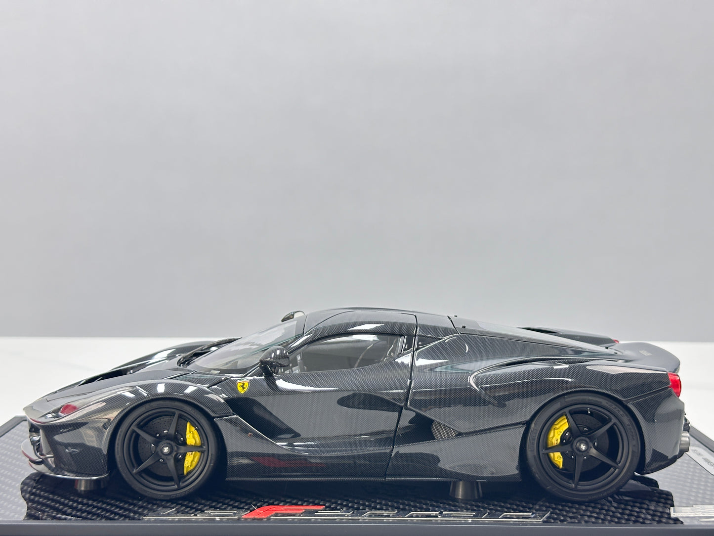 BBR 1/18 Ferrari LaFerrari Alloy Full Open Cargo Carbon Fiber Leather Case Version Black BBR182244CH