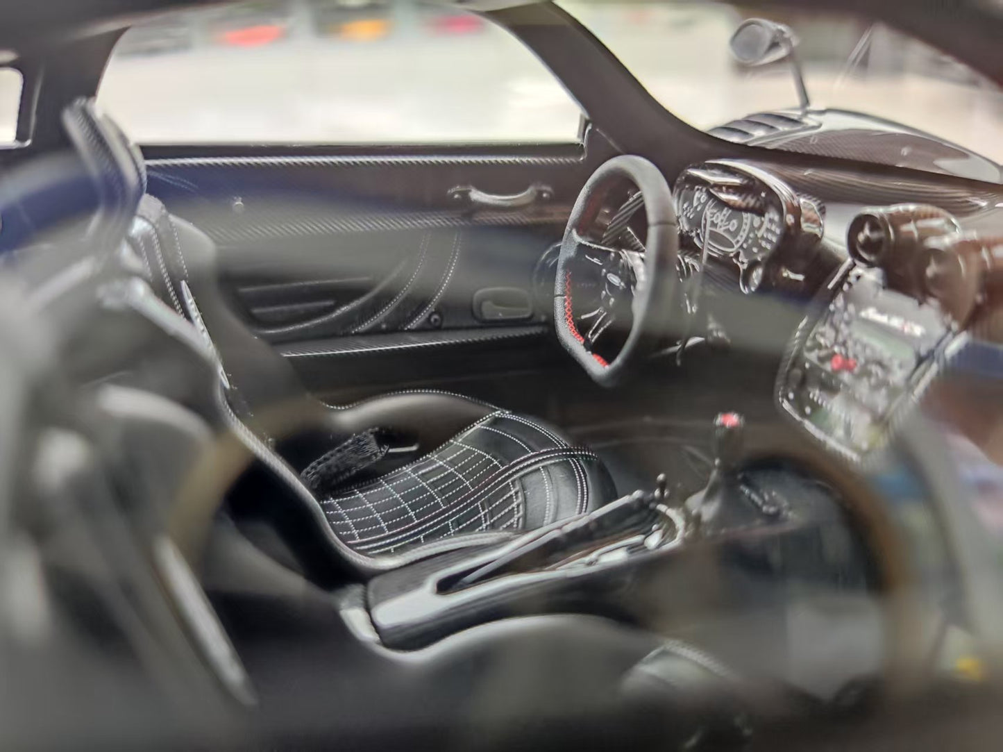 HH Model 1/18 Pagani Zonda Specials 760 RS HH555