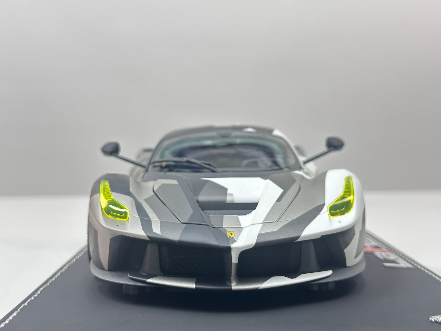 BBR 1/18 Ferrari LaFerrari Alloy Full Opening Camouflage Special Color BBR182243DIE