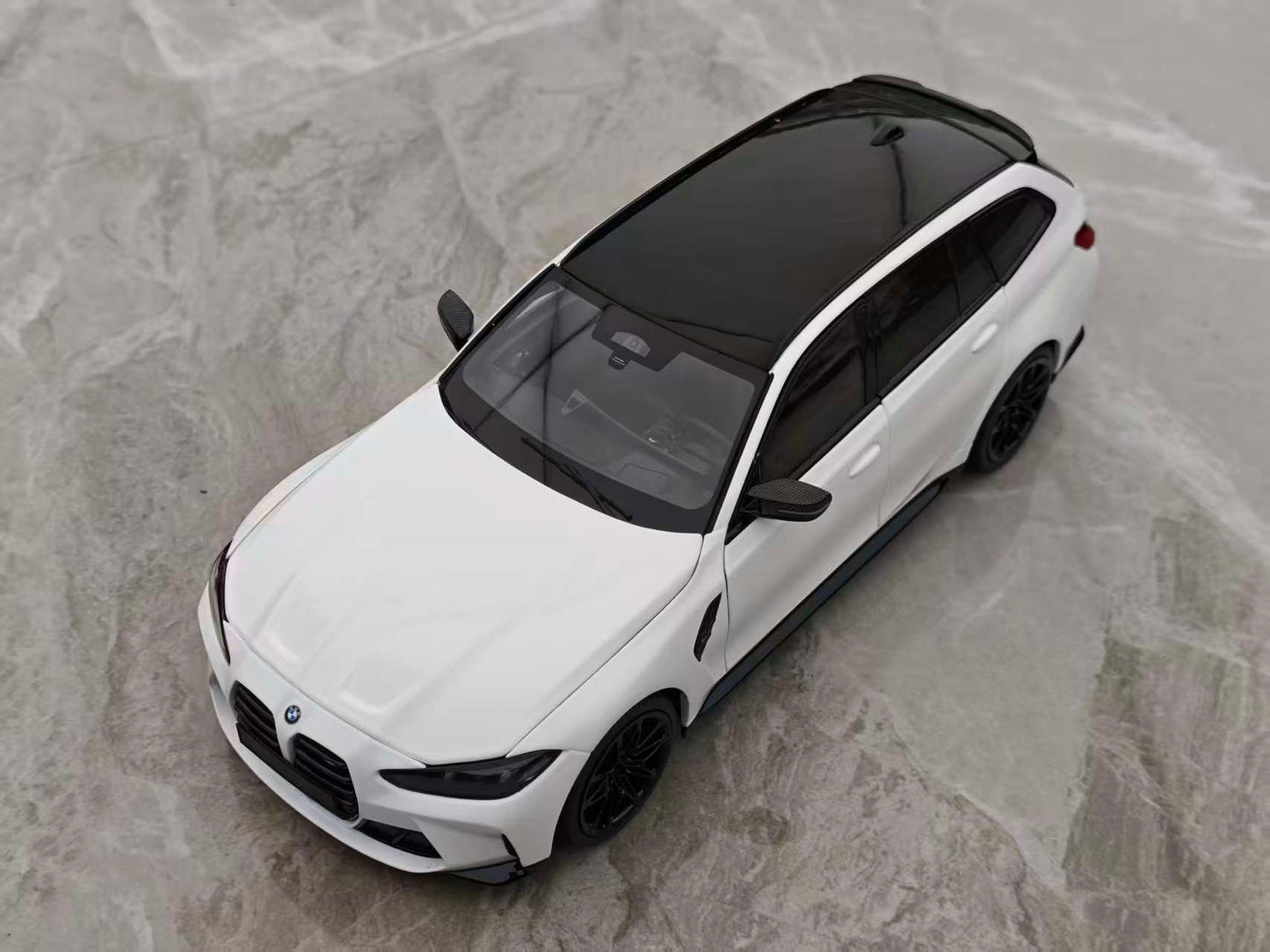 MINICHAMPS 1/18 BMW M3 Touring White 113024018