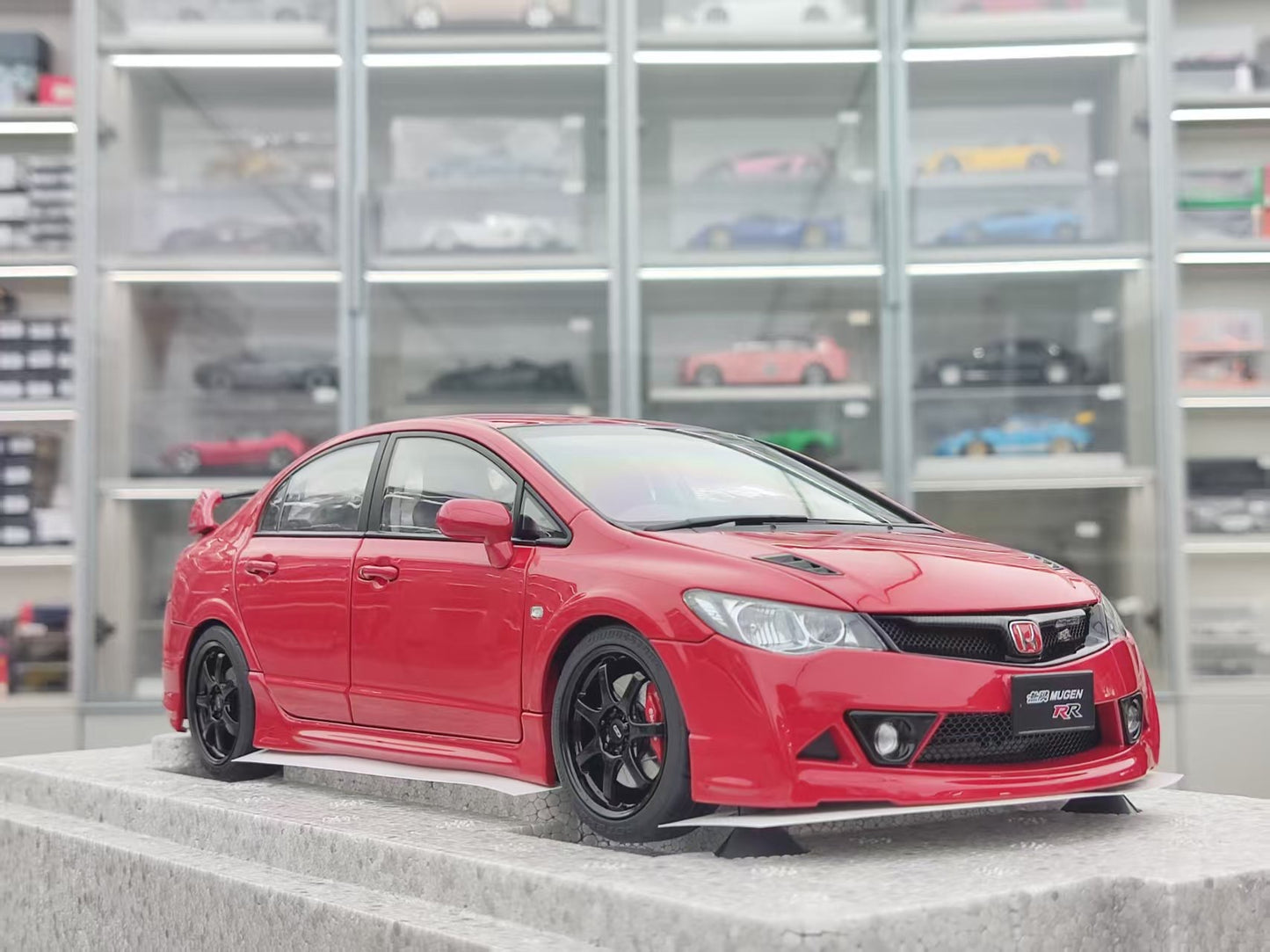 MOTORHELIX 1/18 Honda Civic Type R (FD2) MUGEN RR Milan Red MH352