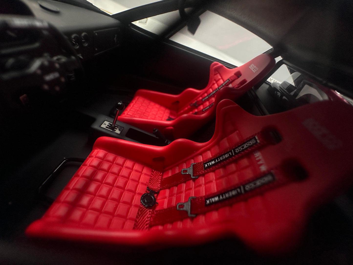 BBA MODEL 1/18 Ferrari F40 Widebody – Hand-Painted Graffiti Livery (BBA090)