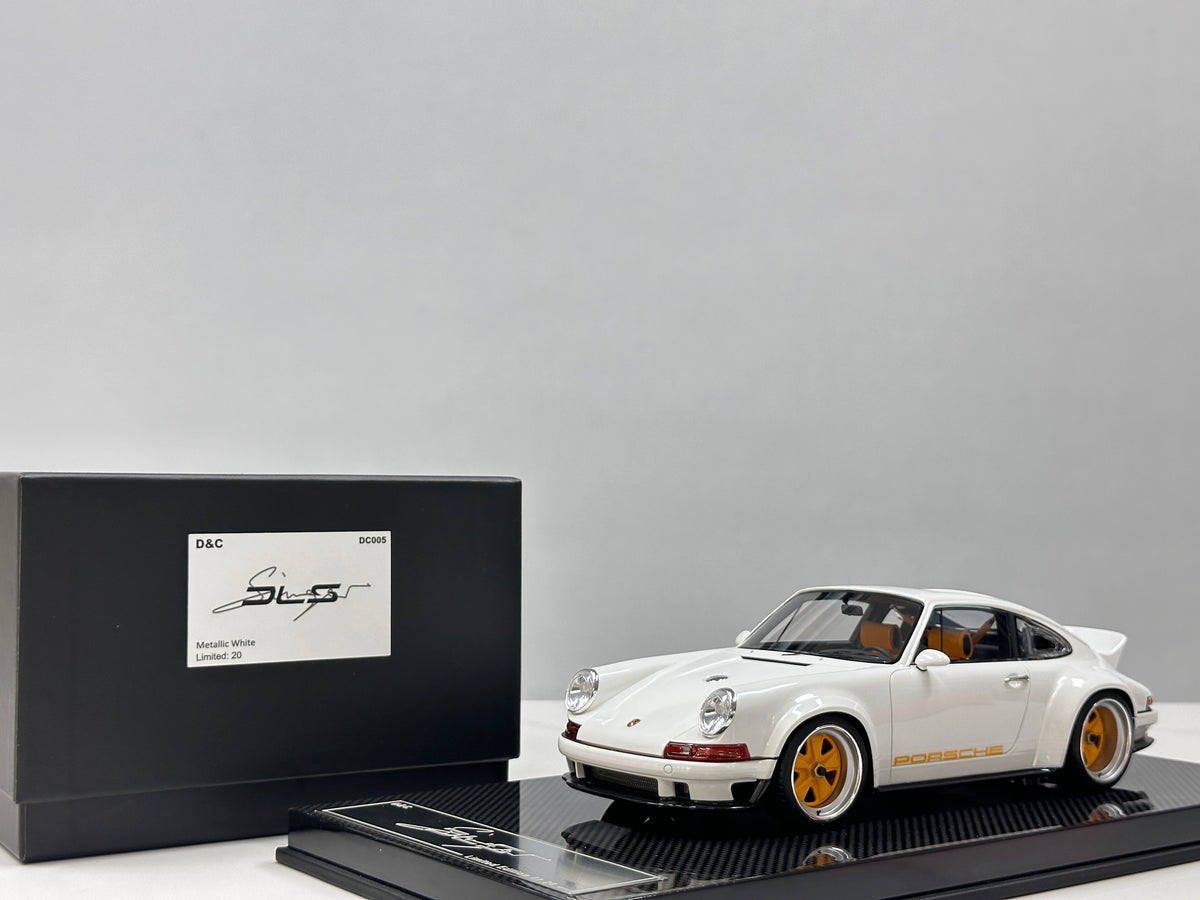 Dino Model 1/18 Porsche Singer DLS Metallic White DC005