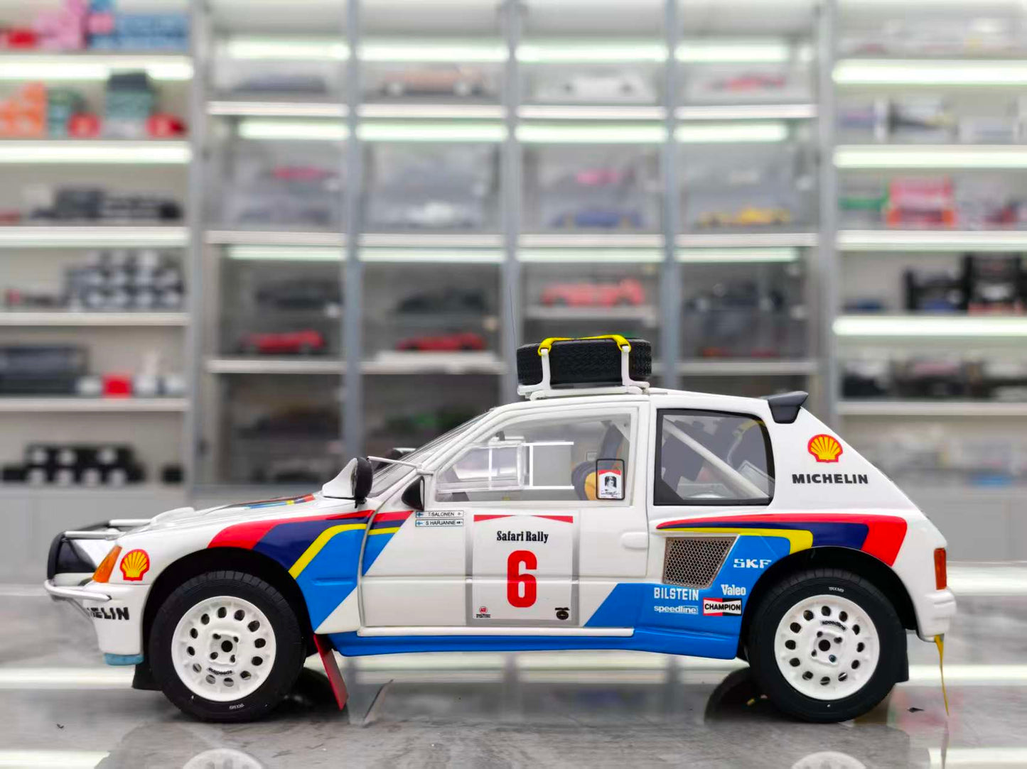 OttO 1/18 PEUGEOT 205 T16 #6 T SALONEN OT1161