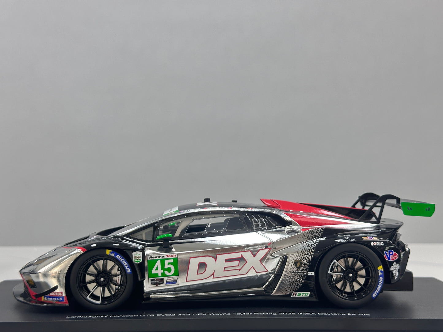 Topspeed 1/18 Lamborghini Huracán GT3 EVO2 #45 DEX Wayne Taylor Racing Silver/Black Livery TS0655
