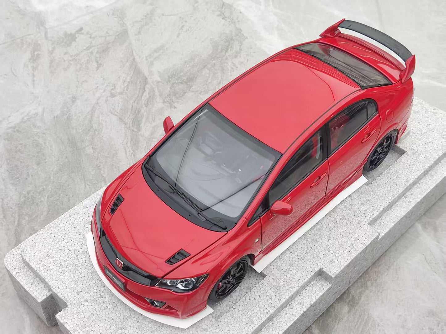 MOTORHELIX 1/18 Honda Civic Type R (FD2) MUGEN RR Milan Red MH352